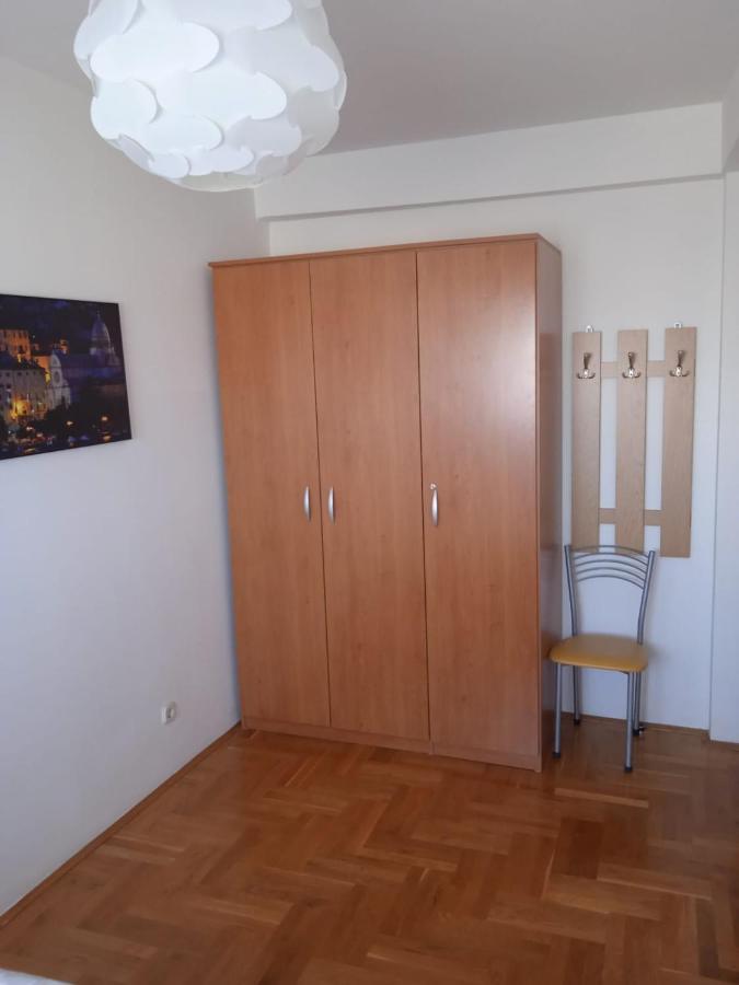 Apartment Luka With Balcony, Sea View And Free Parking Szybenik Zewnętrze zdjęcie